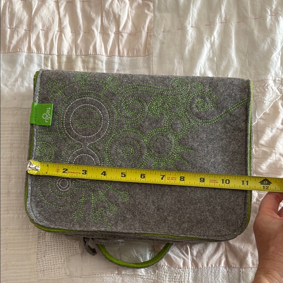 TEGU Gray and Green Felt bag with handle and zip - Picture 6 of 7